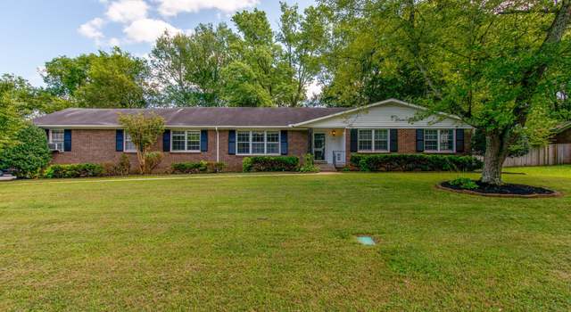 Photo of 1422 Parklawn Dr, Murfreesboro, TN 37130