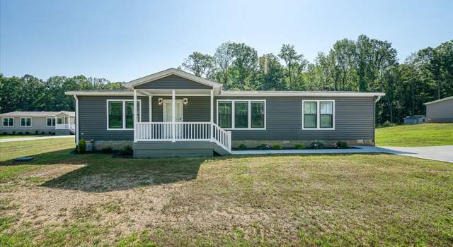 Photo of 1760 Anna Maria Ln, Cookeville, TN 38501