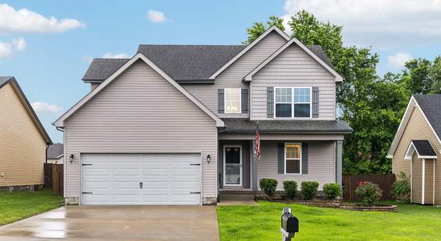 Photo of 402 Leslie Wood Dr, Clarksville, TN 37040