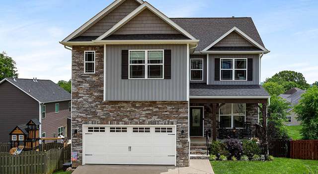 Photo of 10912 Doran Ln, Knoxville, TN 37932