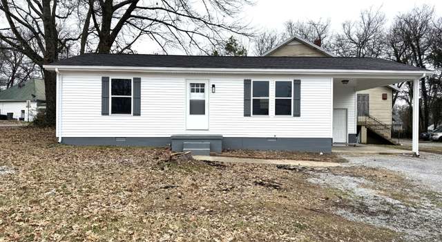 Photo of 401 Dunnaway St, Shelbyville, TN 37160