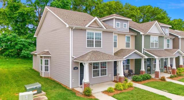 Photo of 227 Alexander Blvd, Clarksville, TN 37040