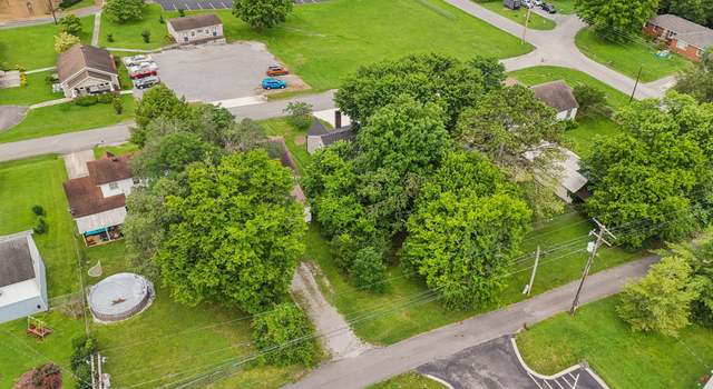 Photo of 410 Campbell Ave, Tullahoma, TN 37388