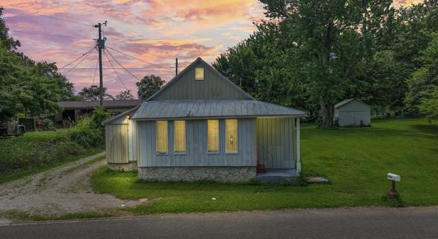 Photo of 1393 Mount Herman Rd, Shelbyville, TN 37160