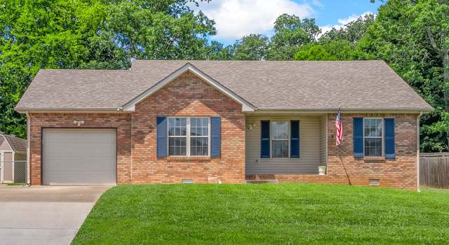 Photo of 3297 N Senseney Cir, Clarksville, TN 37042