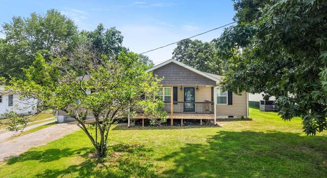 Photo of 638 Hickory Ln, Rossville, GA 30741