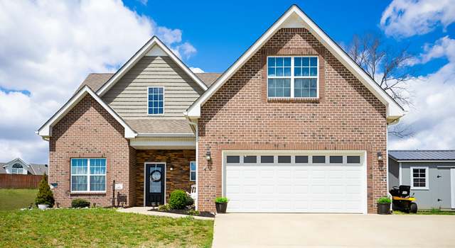 Photo of 1398 Langdale Ct, Clarksville, TN 37040