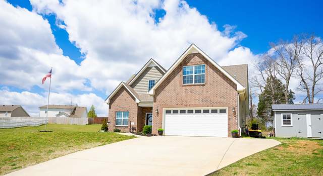 Photo of 1398 Langdale Ct, Clarksville, TN 37040