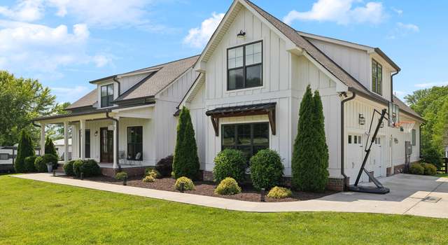 Photo of 273 Halltown Rd, Cottontown, TN 37048