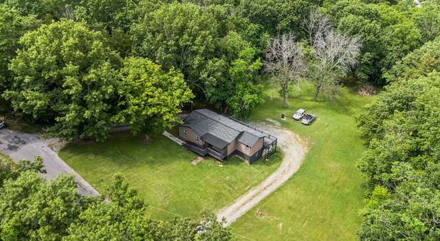 Photo of 411 Tanglewood Dr, Woodbury, TN 37190