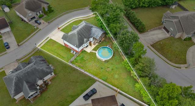 Photo of 125 W Observatory Dr, Clarksville, TN 37040