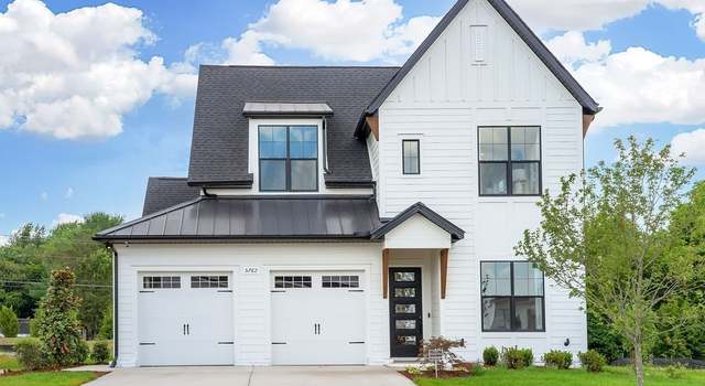 Photo of 5907 Willoughby Way, Murfreesboro, TN 37129