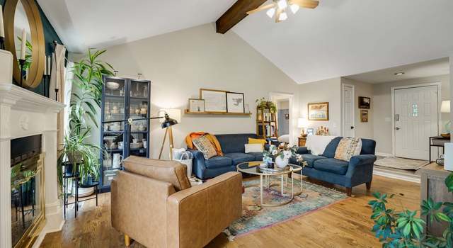 Photo of 5017 English Village Dr, Nashville, TN 37211