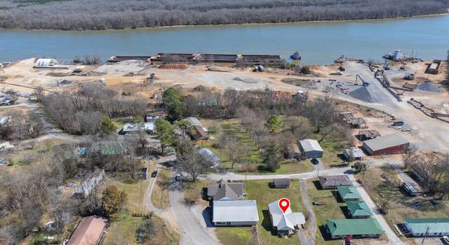 Photo of 1213 Perryville Rd, Parsons, TN 38363