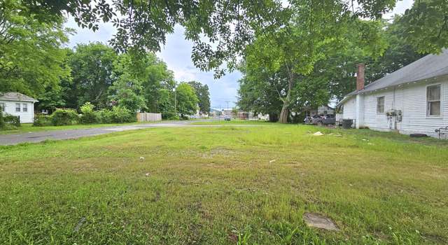 Photo of 2812 E 46th St, Chattanooga, TN 37407