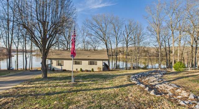 Photo of 206 Lakeshore Dr N, Bumpus Mills, TN 37028