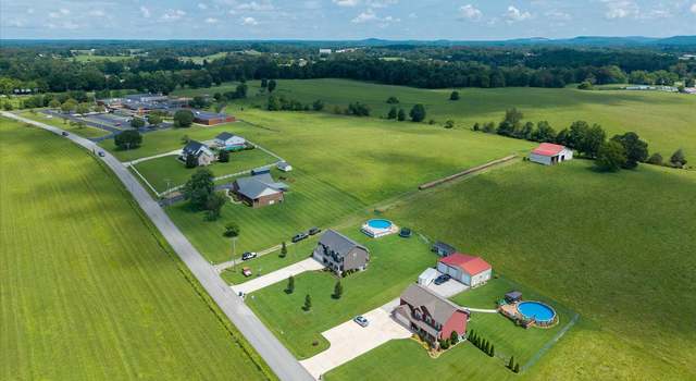 Photo of 366 S Bunker Hill Rd, Sparta, TN 38583