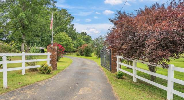 Photo of 135 Ashby Rd, Camden, TN 38320