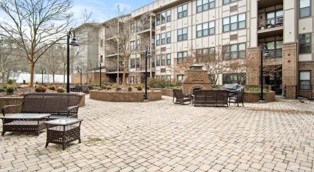 Photo of 445 W Blount Ave #327, Knoxville, TN 37920