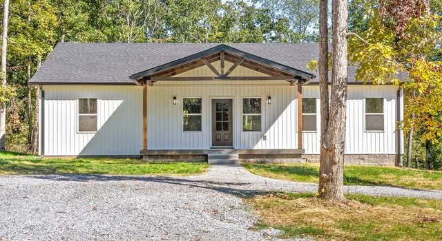 Photo of 368 Rocky Top Ln, Erin, TN 37061