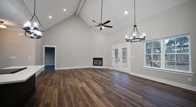 Photo of 3002 Bootknife Dr, Bell Buckle, TN 37020