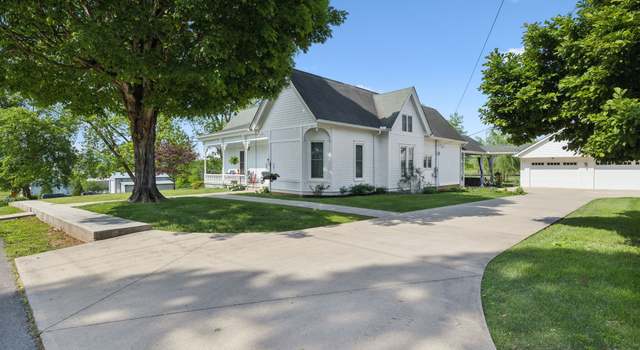 Photo of 155 High St, Morrison, TN 37357