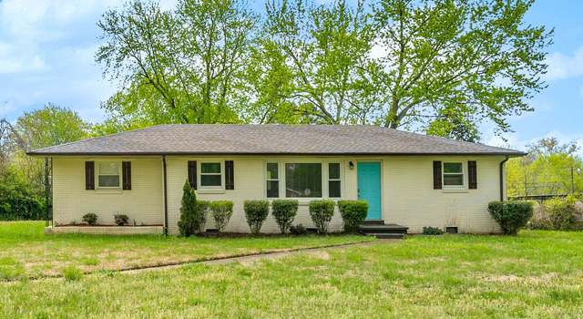 Photo of 63 Bel Air Blvd, Clarksville, TN 37042