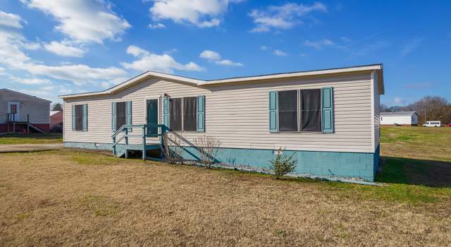 Photo of 182 Lakeshore Dr, Oakfield, TN 38362