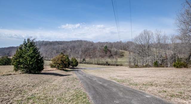 Photo of 4460 Bold Springs Rd, Mc Ewen, TN 37101