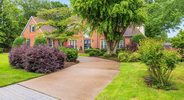 Photo of 5532 Mountain Breeze Dr, Chattanooga, TN 37421