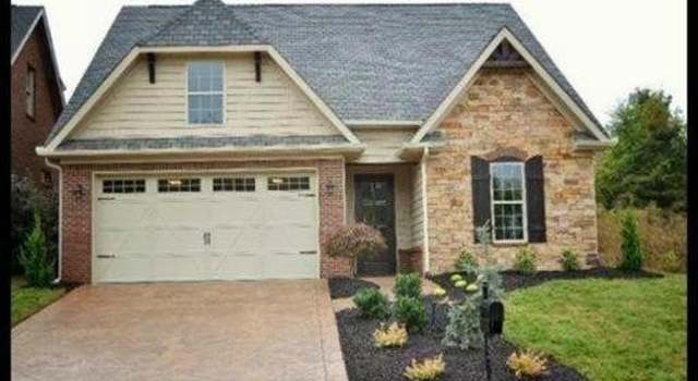 Photo of 10422 Wellington Chase Ln, Knoxville, TN 37932