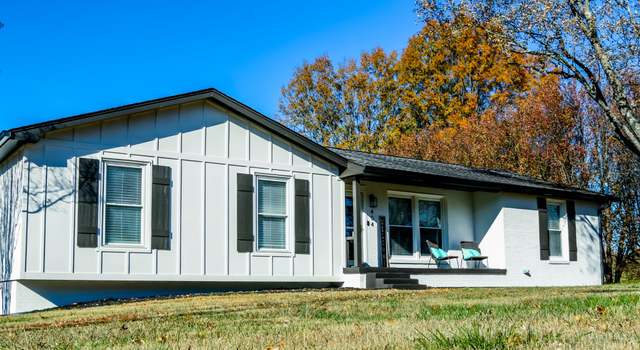 Property at 404 Poplar Pl, Mount Juliet, TN 37122, 3 beds, 3 baths