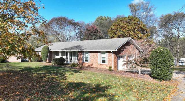 Photo of 2012 Graceland Dr, Goodlettsville, TN 37072