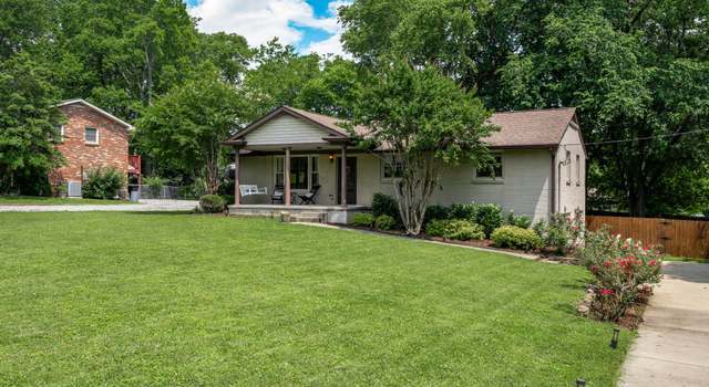Photo of 110 Hickory Hills Dr, Hendersonville, TN 37075