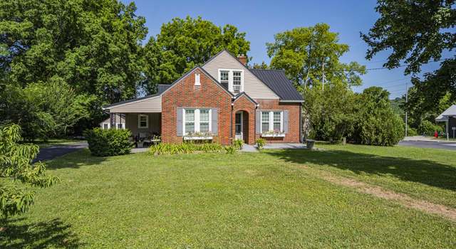 Photo of 300 College St, Woodbury, TN 37190