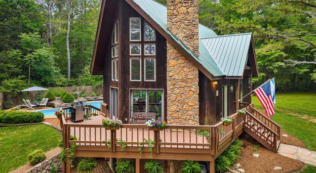 Photo of 410 Timber Ln, Mcminnville, TN 37110