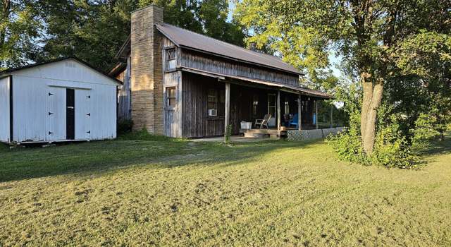 Photo of 1671 Taylor Place Rd, Jamestown, TN 38556
