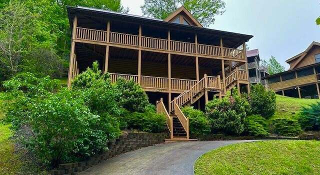 Photo of 144 Poplar Creek Ct, Caryville, TN 37714