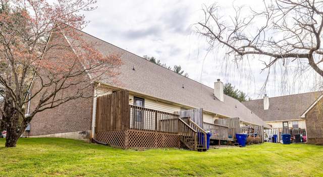 Photo of 9001 Fountain Brook Ln, Knoxville, TN 37923