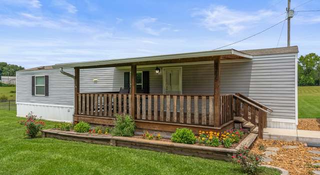 Photo of 3295 Locke Bend Rd, Rock Island, TN 38581