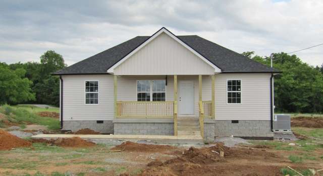Photo of 1605 Larry Dospil Dr, Lewisburg, TN 37091
