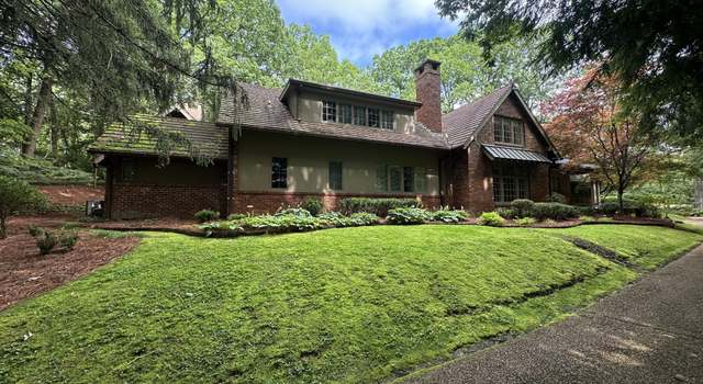 Photo of 1001 Scenic Hwy, Lookout Mountain, TN 37350