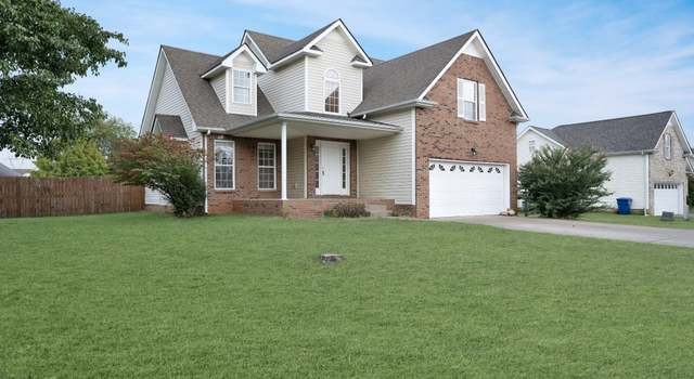 Photo of 969 Glenhurst Way, Clarksville, TN 37040