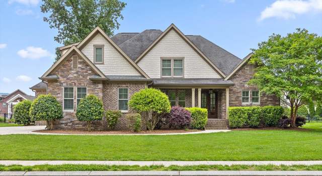 Photo of 8342 Georgetown Bay Dr, Ooltewah, TN 37363