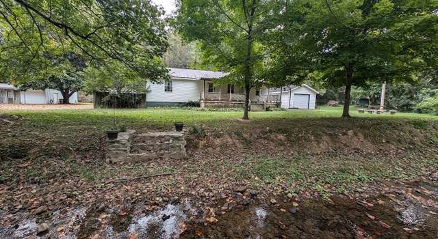 Photo of 105 Bear Wallow Rd, Flintville, TN 37335