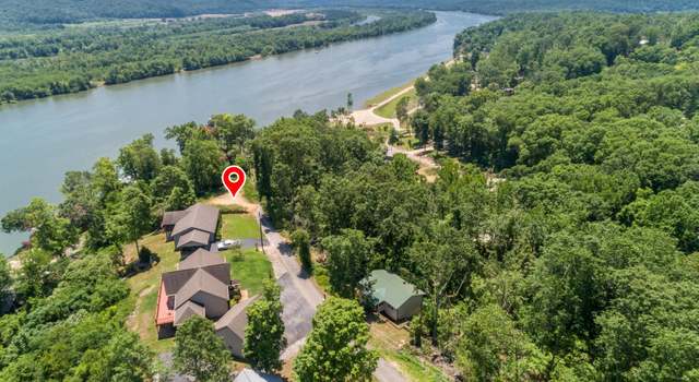 Photo of 19 Brown Bluff Ln, Sugar Tree, TN 38380
