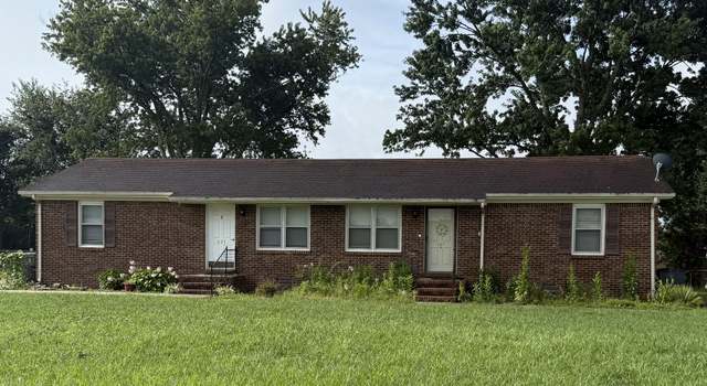 Photo of 207 Couch St, Mcminnville, TN 37110