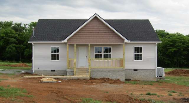 Photo of 1607 Larry Dospil Dr, Lewisburg, TN 37091