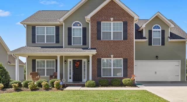 Photo of 2608 Southwinds Cir, Sevierville, TN 37876