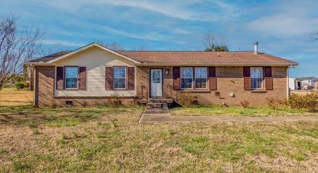 Photo of 312 Mills Dr, Clarksville, TN 37042